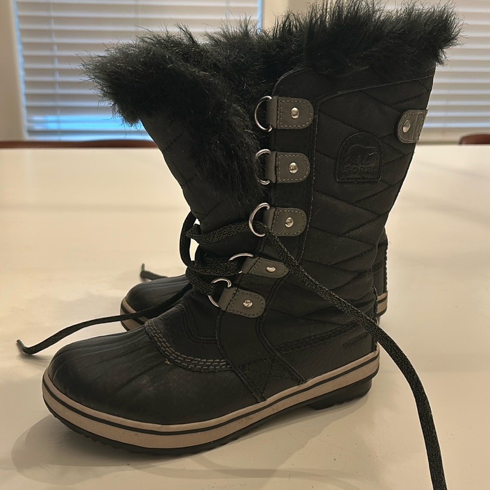 Waterproof lined sorrel boots